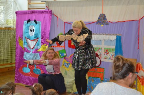 Teatrzyk "Internetowe pułapki"